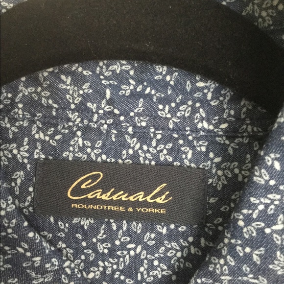 Men's printed button down - Picture 3 of 3